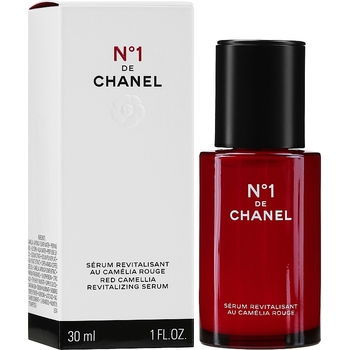 Chanel N°1 Red Camellia Revitalizing Serum